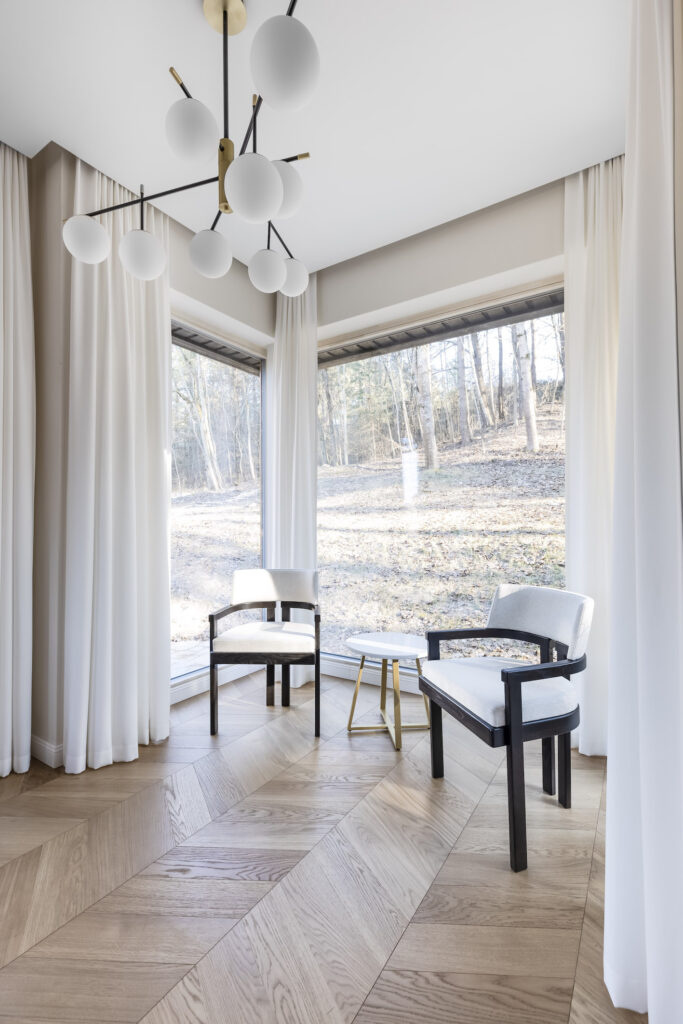 šviesus ir prabangus interjero dizainas Vilniuje