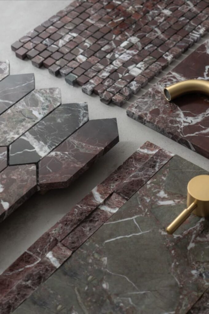 Akmens rašto mozaikinės plytelės